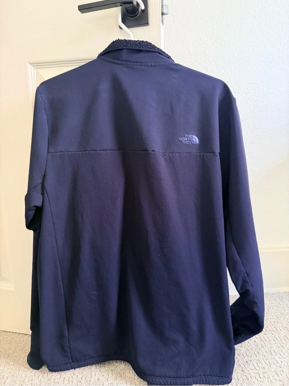 The North Face Men's Navy Blue Full-Zip Jacket